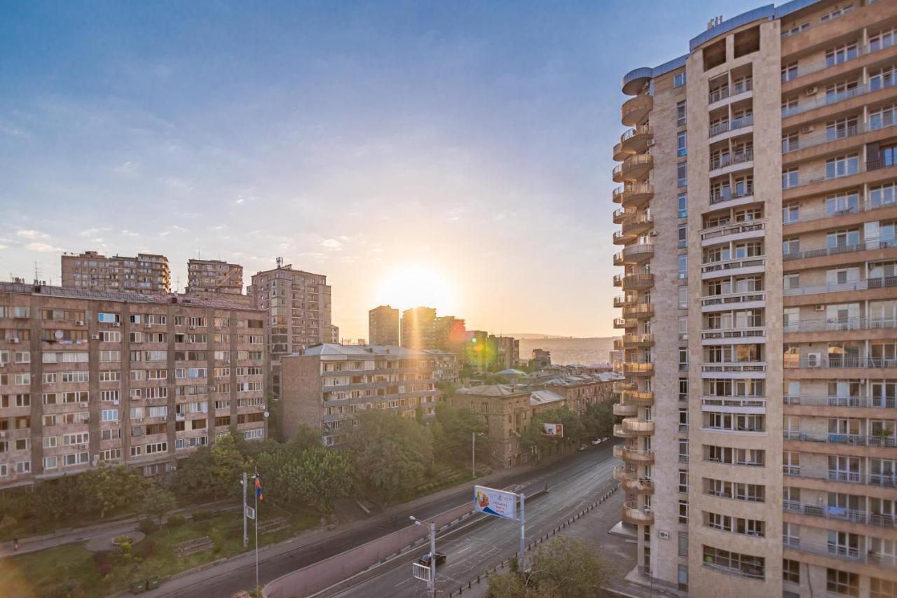 Orbeli Hotel 耶烈万 外观 照片