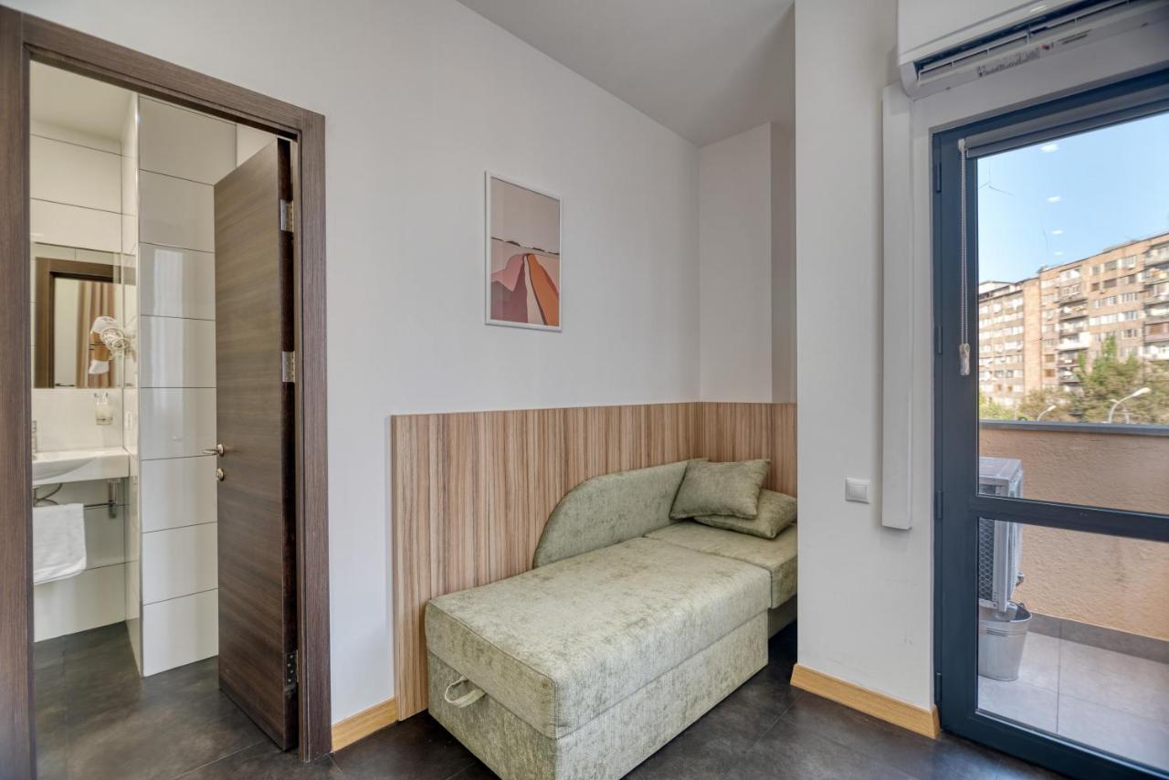 Orbeli Hotel 耶烈万 外观 照片